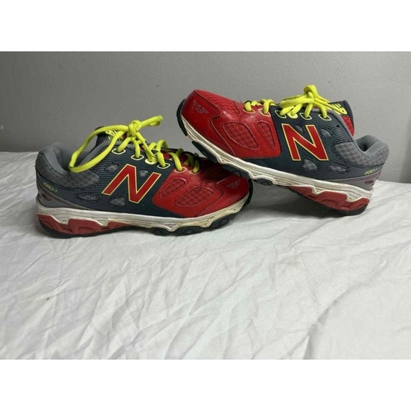 New Balance red and neon jr running shoes size 4 - Picture 3 of 6
